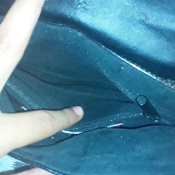 Purse - Picture 3 of 3